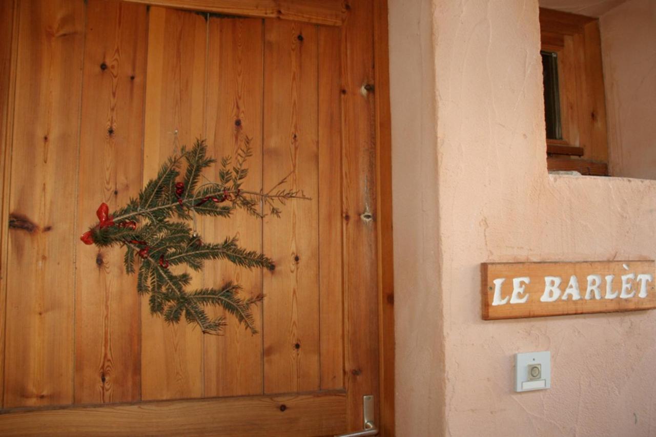 Le Barlet23 Pers Hameau Des Chazals Nevache Hautes Alpes מראה חיצוני תמונה